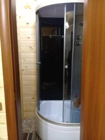 Фото номера Шале с двумя спальнями Гостиница Гостевой Дом Любава г. Листвянка 4