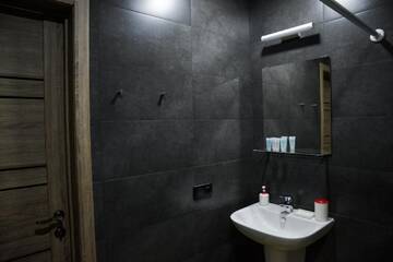 Фото номера Двухместный номер с 1 кроватью, вид на озеро Гостиница Guest house Ostrovskogo 11 г. Листвянка 6